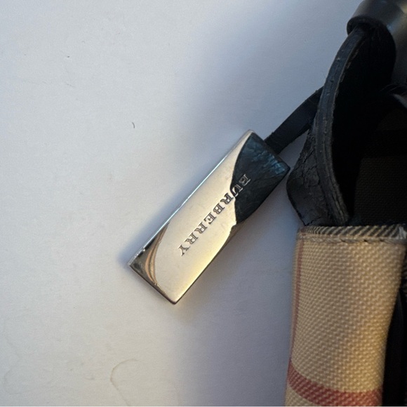 Burberry Tan and Black large Checkered Crossbody Messenger Bag - Picture 11 of 16